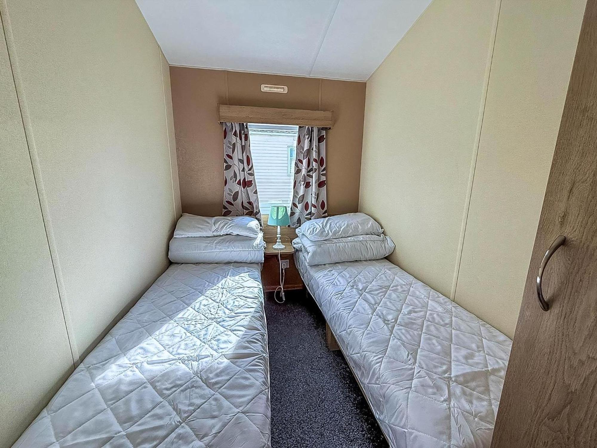Lovely 6 Berth Caravan At Sunnydale Holiday Park Ref 35375S Louth  Eksteriør bilde